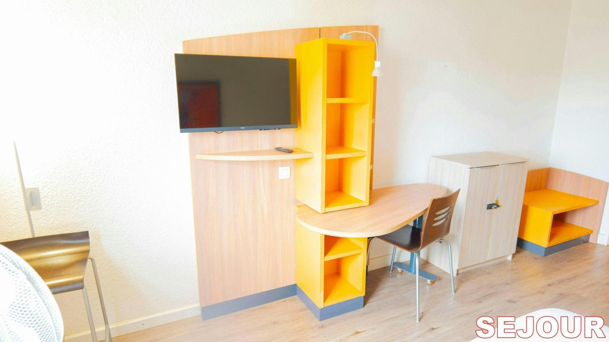 Ferienwohnung Paris Retreat 5 Minutes From Hoche Metroparking Pantin Exterior foto
